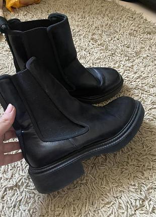 Черевики челсі zara