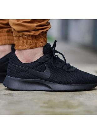 Класні легенькі кроси сіточка nike tanjun оригінал розмір 43/27.5см стан чудовий ✅
