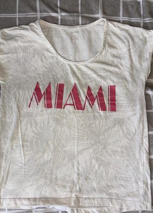 Футболка жіноча вінтажна біла з написом miami, розмір m/s, з коротким рукавом