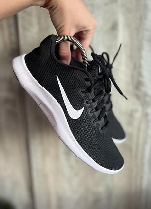 Кросівки жіночі nike чорні, розмір 40,5, устілка 26 см, нові