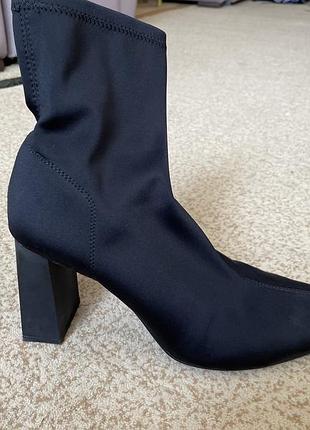 Черевики zara еластан/спандекс 42 розмір