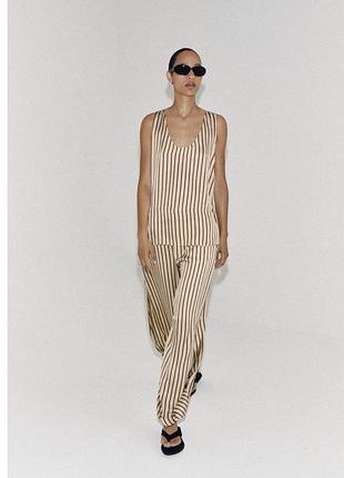 Костюм в полоску zara
