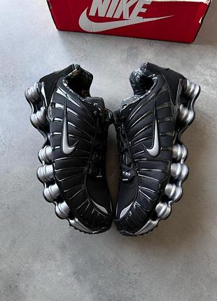 Оригінальні чоловічі кросівки nike shox tl realtree black / smoke grey iq0299-010 мужские кроссовки 95 97 tn 2.5 dn