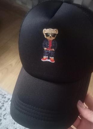 Кепка в стиле поло