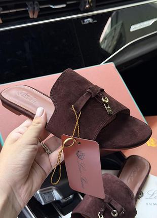 Замшевая женские сандалии loro piana summer charms sandal suede pecora nera