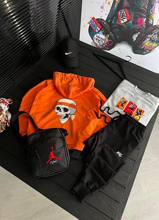 Чоловічий спортивний костюм сет nike  6в1 2999 грн🔥 можна окремо   манжети на резинці  костюм: ▫️сезон : осінь ▫️розмірний ряд : xs, s, m, l, xl, xxl
