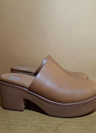 Женские фирменные шлепанцы fitflop