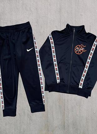 Оригінальний костюм nike на 4/5 років