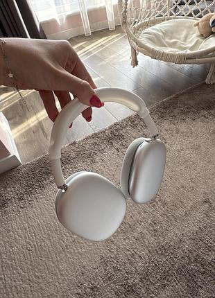 Airpods max білі б/у оригінал, робочі, з кейсом та додатковими чохлами