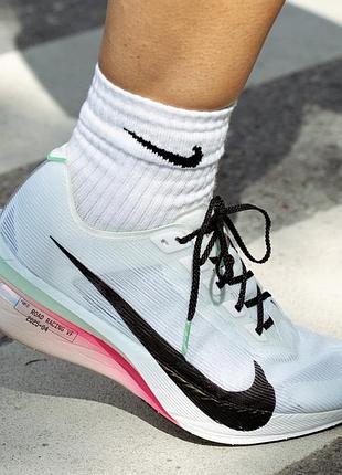Nike zoomx vaporfly жіночи бігові кросівки