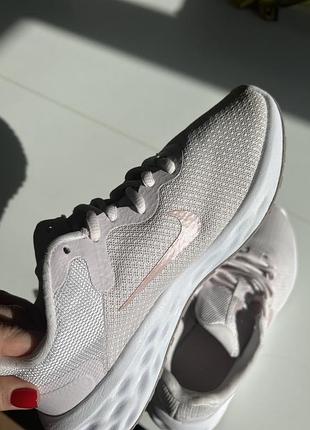 Кросівки жіночі nike