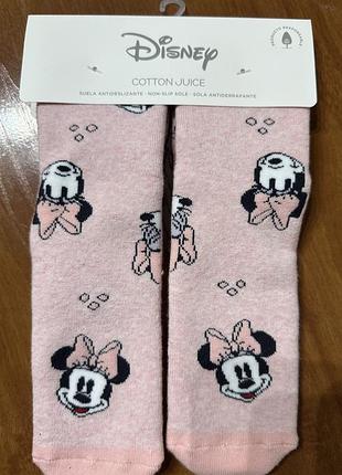 Носки minnie mouse нежно-розового цвета.