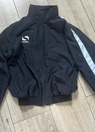 Фірмова вітровка для модника