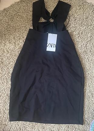 Сукня по фігурі zara