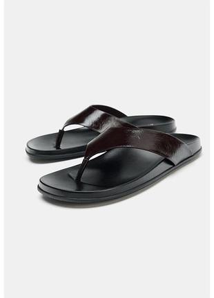 Шльопанці zara