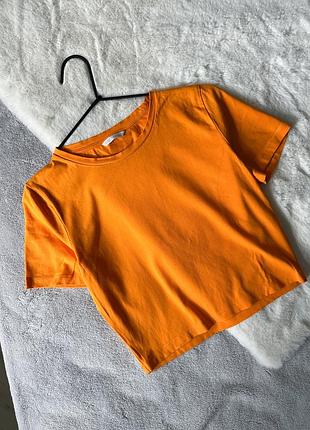 Помаранчева футболка zara