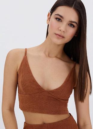 Топ женский stradivarius м без рукавов