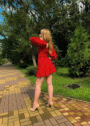 Сукня в квіточку