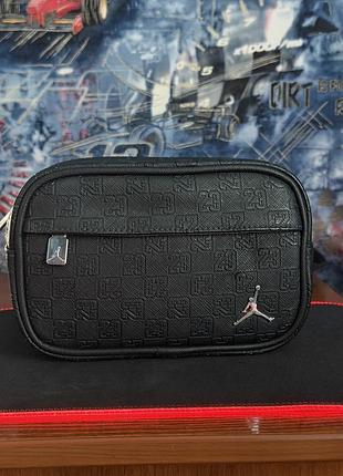 Сумка месенджер jordan monogram через плече чорна 100% оригінал чеки бирки