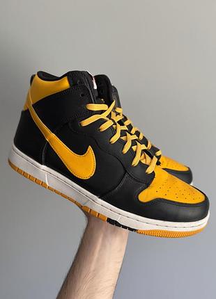 Кросівки nike dunk high cmft university gold black yellow 43