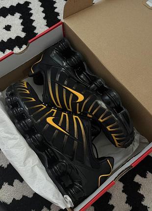 Кросівки чоловічі nike shox tl black/university gold 44