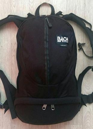 Рюкзак б/у спортивный, backpack васh twilight 35l, с дождевиком.