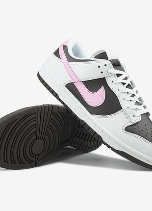 Nike sb dunk low white brown pink