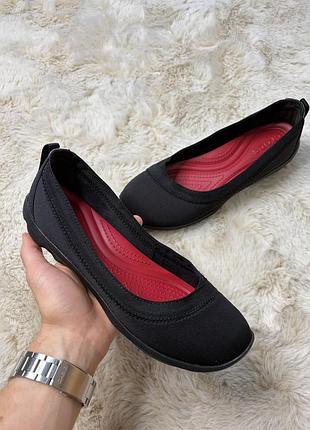 Жіночі балетки crocs jibbitz busy day stretch flat 203194-060 розмір 38-39 eu | 8w us | 24 см