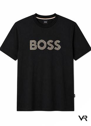 Мужская футболка boss черная с контрастным логотипом, короткий рукав, круглый вырез, casual стиль.