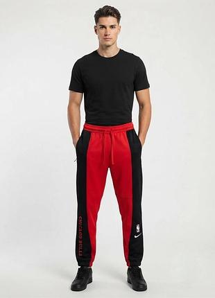 Чоловічі чорно-червоні спортивні штани від nike  розмір m оригінал