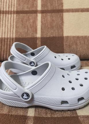 Сабо тапки сандалі босоніжки крокси crocs
