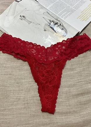 Victoria’s secret чудові червоні мереживні стрінги