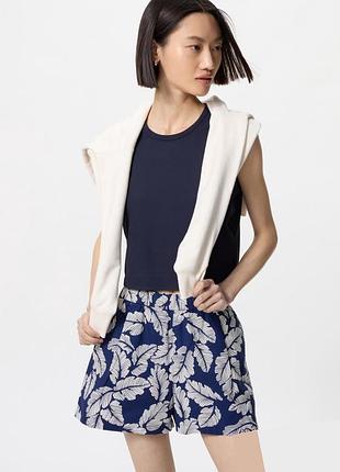 Нові жіночі шорти uniqlo, бавовняні шорти синього кольору з рослинним принтом розмір xs