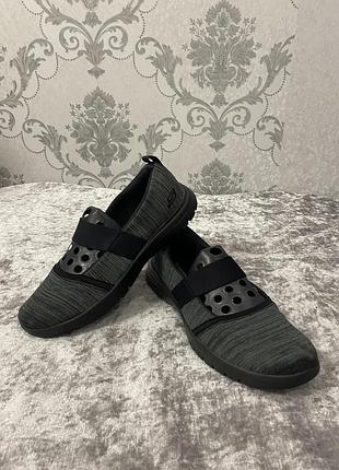 Кросівки skechers