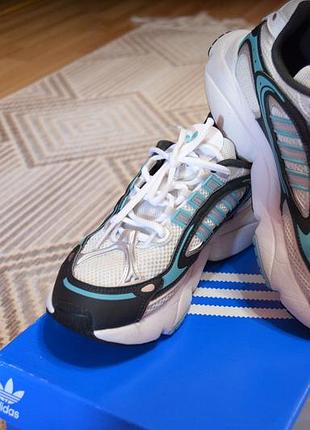 Кросівки adidas astir (унісекс) р.39 1/3 (25 см)