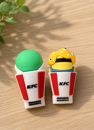Кріплення наклейки на телефон іграшки kfc