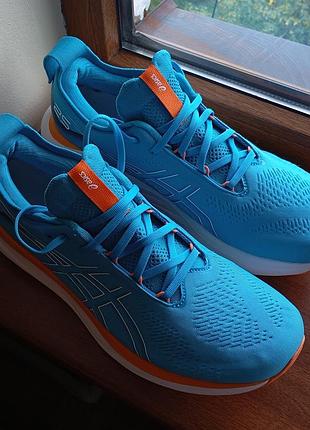 Бігові кросівки asics gel-nimbus 25 (арт. 1011b547-400) яскраво-блакитного кольору оригінал р.46.5