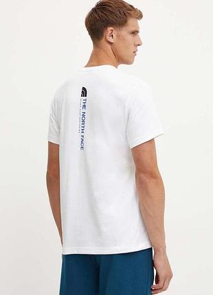 Футболка чоловіча the north face box swirl back print t-shirt in white exclusive nf0a89eafn41