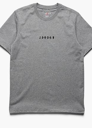 Футболка чоловіча air jordan air tee grey dm3182-091