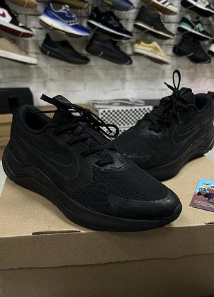 Жіночі кросівки nike cosmic runner для бігу тренувань залу спортивні сітка чорні літні легкі оригінал мʼякі бу 38-38.5 р повсякденні дихаючі