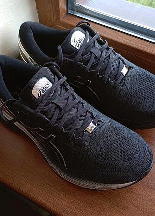 Кросівки asics gel-kayano 27 platinum оригінал р.42 з чорним текстильним верхом та сріблястими вставками