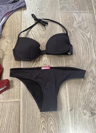 Чорний  купальник fiorucci з чашкою push up