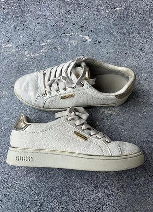 Жіночі кеди guess