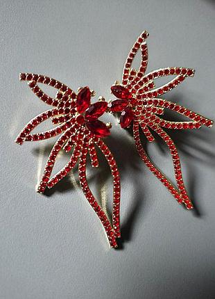 Серьги бижутерия красные камушки