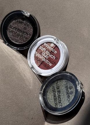 Тіні для повік✨essence soft touch eyeshadow відтінки: 01 bronze beauty, 03 icy girl, 05 secret woods
