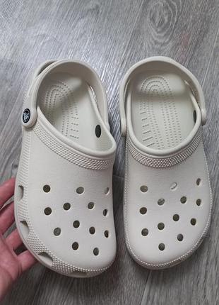 Жіночі крокси crocs