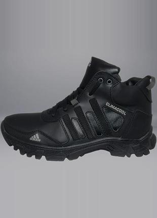 Чоловічі зимові черевики adidas 232