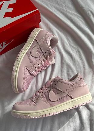 Кросівки nike sb dunk low wmns lace pack - regal pink