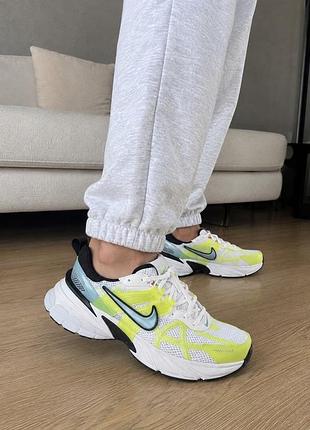 Кросівки nike v2k run оригінал