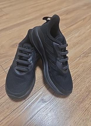 Adidas кроссовки